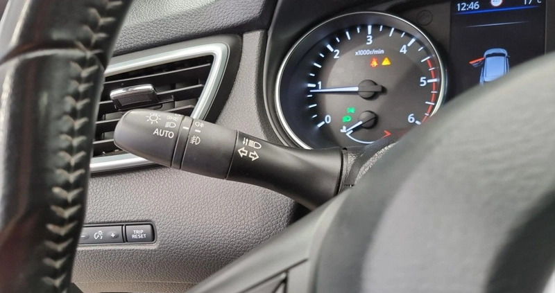 Nissan Qashqai cena 79900 przebieg: 148896, rok produkcji 2019 z Koniecpol małe 301